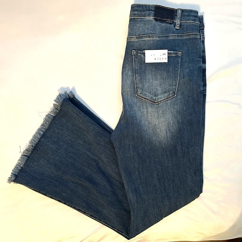 Risen High Rise Front Slit Frayed Hem Dark Flare Jeans Womens 2XL distressed NWT - Picture 2 of 10